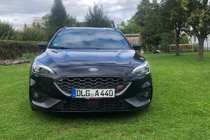 Ford Focus 92.350 km 19.300 &euro; Dillingen 89407