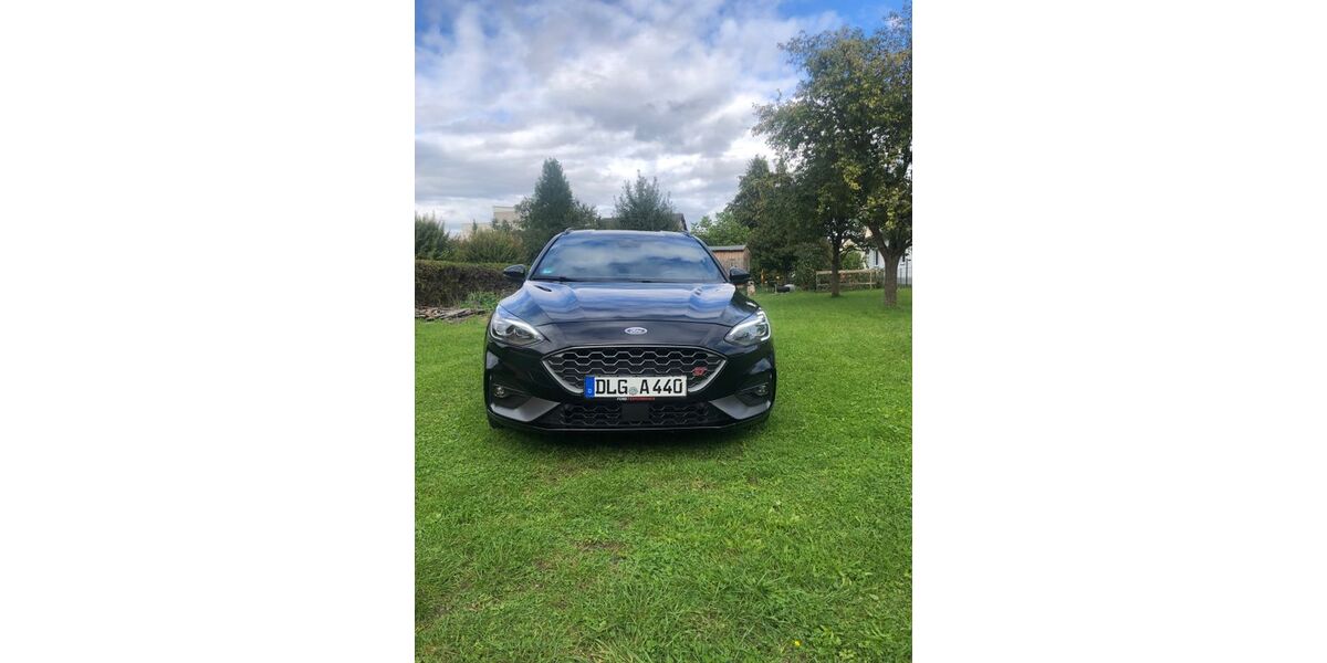 Ford Focus 92.350 km 19.300 &euro; Dillingen 89407