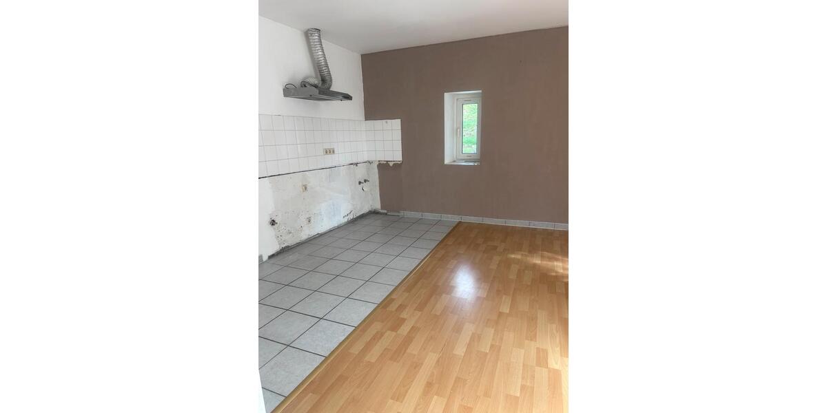 Etagenwohnung Heusweiler - 1 Zimmer, 80 m&sup2;, 600&euro; | Angebot:26358498