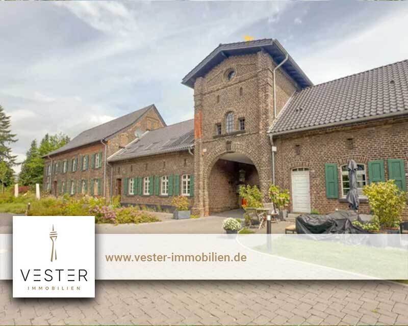 Wohnen auf dem Hof - Loftstil und Rückzug in Düsseldorf-Hubbelrath
