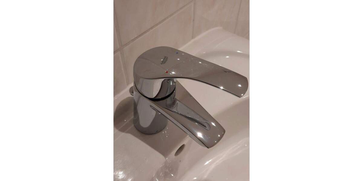 Mehrfamilienhaus, Wohnhaus Sachsen - Limbach-Oberfrohna Limbach-Oberfrohna - 3 Zimmer, 77 m&sup2;, 480&euro; | Angebot:25319589