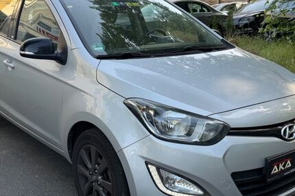 Hyundai i20 168.340 km 3.550 &euro; Ludwigsburg 71638