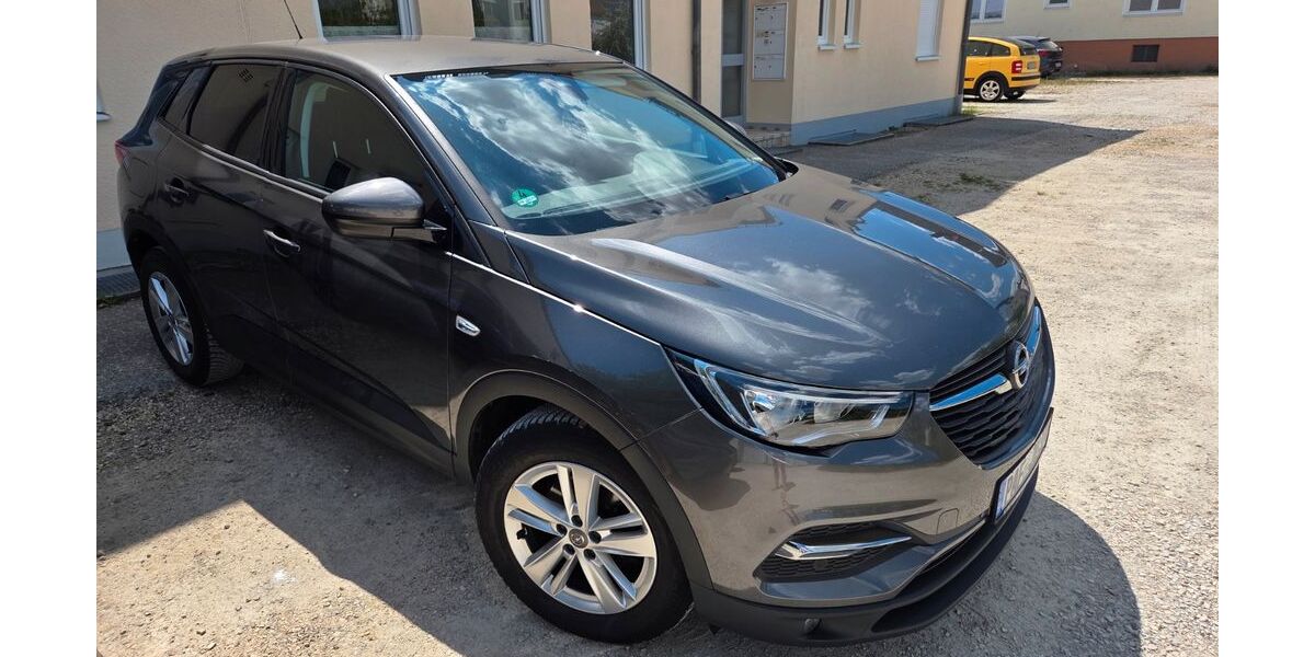 Opel Grandland (X) 41.468 km 13.950 &euro; Reichertshofen 85084