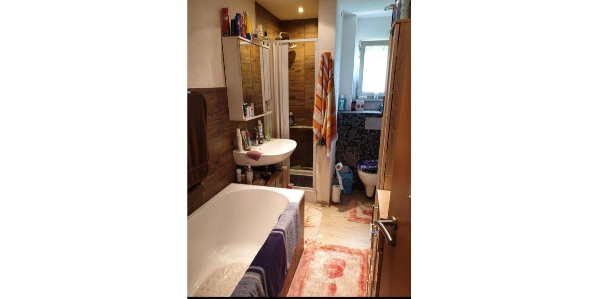 Einfamilienhaus Immendingen - 8 Zimmer, 185 m&sup2;, 250.000&euro; | Angebot:27120372