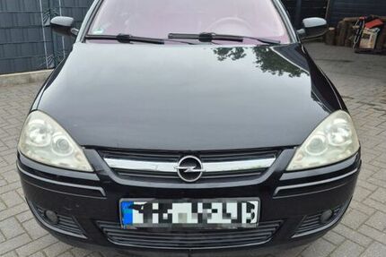 Opel Corsa 191.000 km 2.500 &euro; Wahlstedt 23812