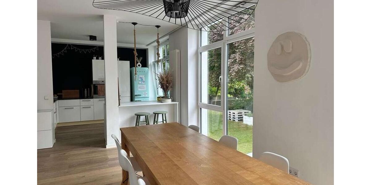 Lichtdurchflutete Maisonettewohnung mit Garten in ruhiger Lage 5 zimmer
