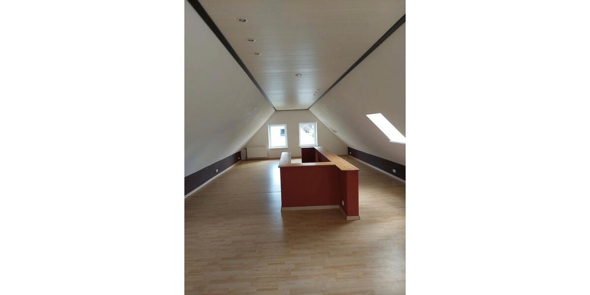 Einfamilienhaus Hemmoor - 4 Zimmer, 135 m&sup2;, 225.000&euro; | Angebot:27269830