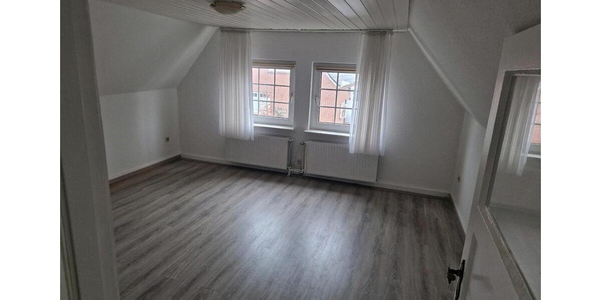 Reihenhaus Norden - 3 Zimmer, 70 m&sup2;, 180.000&euro; | Angebot:26181850
