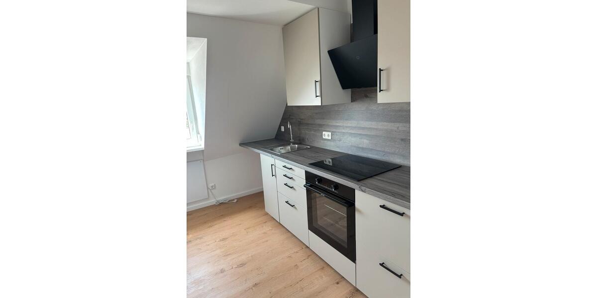 Dachgeschoßwohnung Schweinfurt Bellevue - 3 Zimmer, 66 m&sup2;, 680&euro; | Angebot:26375359