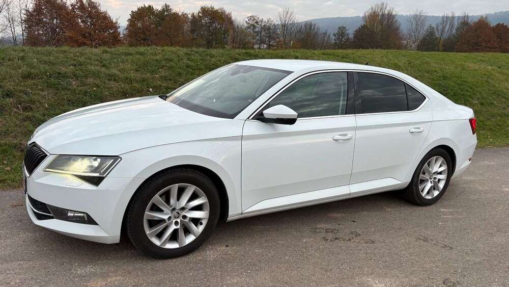 Skoda Superb 165.000 km 15.990 &euro; Winterbach 73650