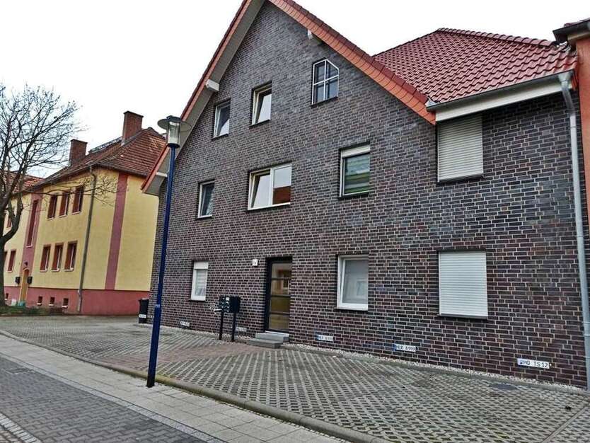 Wohnung zum Mieten in Leuna 358 € 61 m²