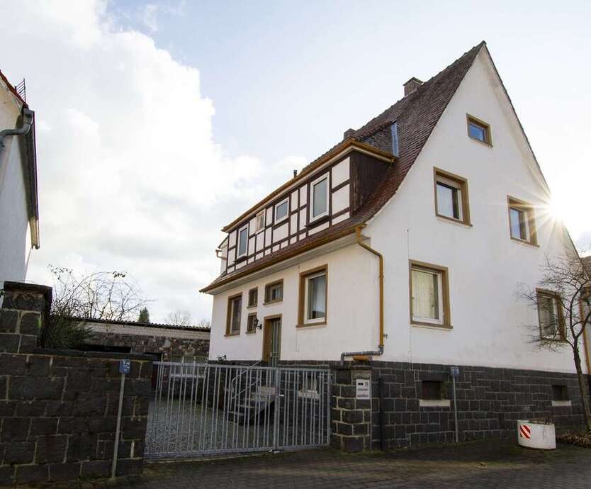 Haus zum Kaufen in Groß-Bieberau 375.000 € 251 m²