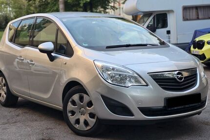 Opel Meriva 150.000 km 3.490 &euro; München 81369