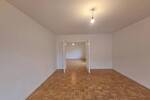 Großzügige 3 Zimmer Wohnung mit Balkon