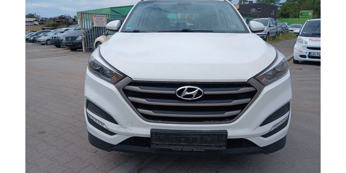 Hyundai TUCSON 225.000 km 6.999 &euro; Ludwigshafen 67065