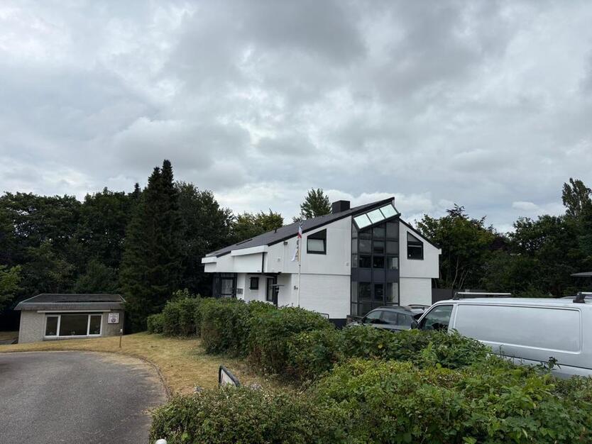 Helles Büro (25,9 m² inkl. Gemeinschaftsflächen) im 1. OG – Glück zimmer