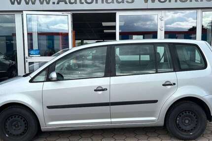 VW Touran 189.000 km 1.970 &euro; Winsen Luhe 21423