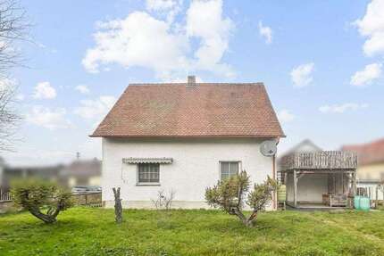 Haus zum Kaufen in Vilseck 125.000 € 115.83 m² 6 zimmer