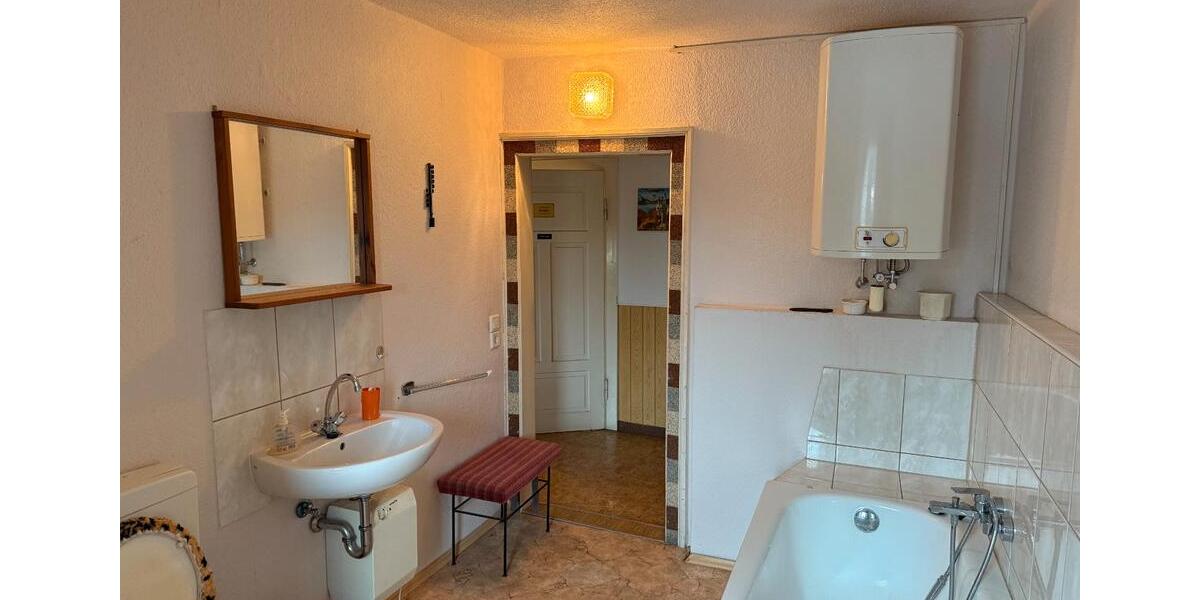 Einfamilienhaus Pasewalk - 12 Zimmer, 300 m&sup2;, 70.000&euro; | Angebot:26164965