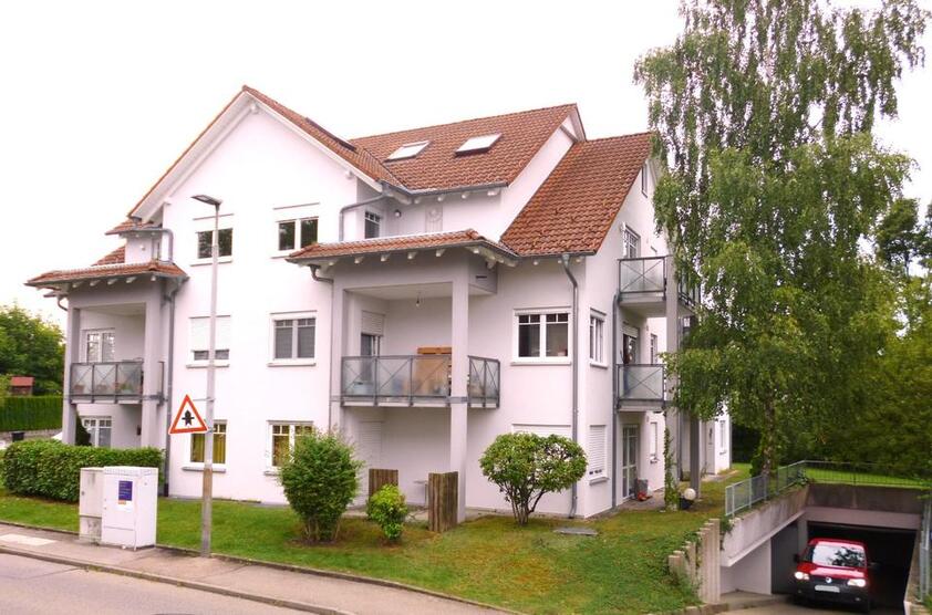 2 12 Zimmer ETW mit 2 Tiefgaragenstellplätze von privat