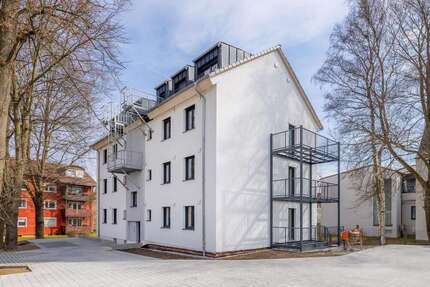 Wohnung Hof Neuhof - 3 Zimmer, 66 m&sup2;, 820&euro; | Angebot:26394689