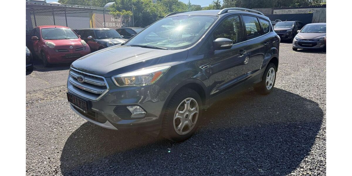 Ford Kuga 107.000 km 9.998 &euro; Wiesbaden 65197