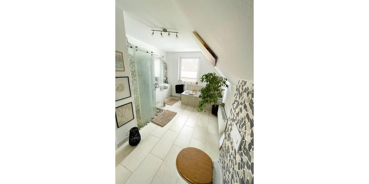 Einfamilienhaus Lunden - 7 Zimmer, 143 m&sup2;, 499.000&euro; | Angebot:26946649