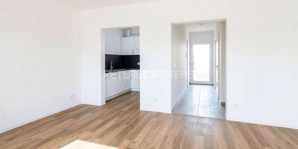 Etagenwohnung Schwerin Werdervorstadt - 5 Zimmer, 133 m&sup2;, 1.499&euro; | Angebot:26362601