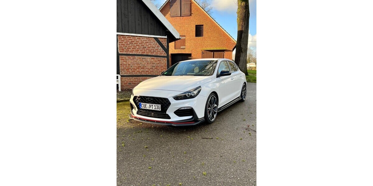Hyundai i30 54.000 km 25.000 € Heiden 46359