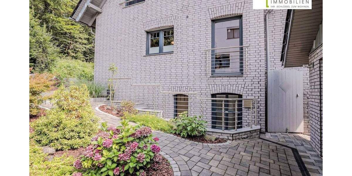 Einfamilienhaus Much / Niederheimbach Niederheimbach - 6 Zimmer, 224 m&sup2;, 1.100.000&euro; | Angebot:25317830