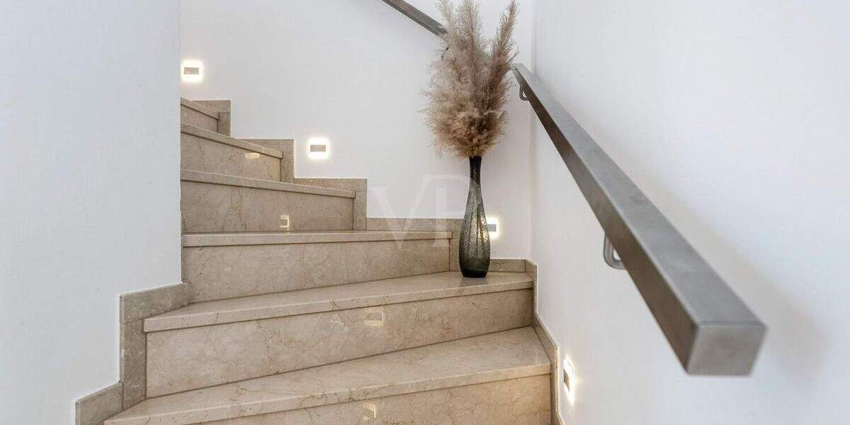 Einfamilienhaus Oestrich-Winkel Winkel - 6 Zimmer, 212 m&sup2;, 1.480.000&euro; | Angebot:25777643