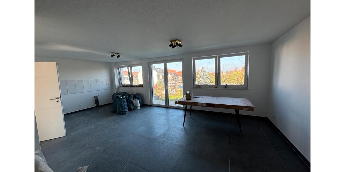 Etagenwohnung Stutensee - 3 Zimmer, 108 m&sup2;, 1.550&euro; | Angebot:24675518