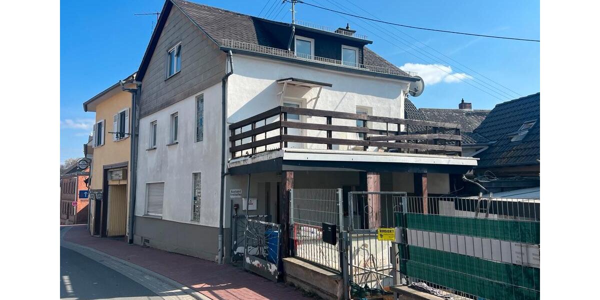 Doppelhaushälfte Taunusstein - 4 Zimmer, 200 m&sup2;, 320.000&euro; | Angebot:25931134