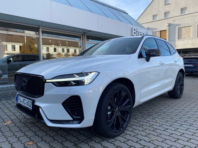 Volvo XC60 9.900 km 53.000 € Fürth 90765