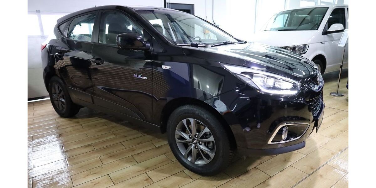 Hyundai ix35 77.971 km 10.690 &euro; Wuppertal 42327