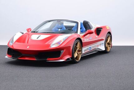 Ferrari 488 Pista 8.200 km 749.800 &euro; Frankfurt 60326