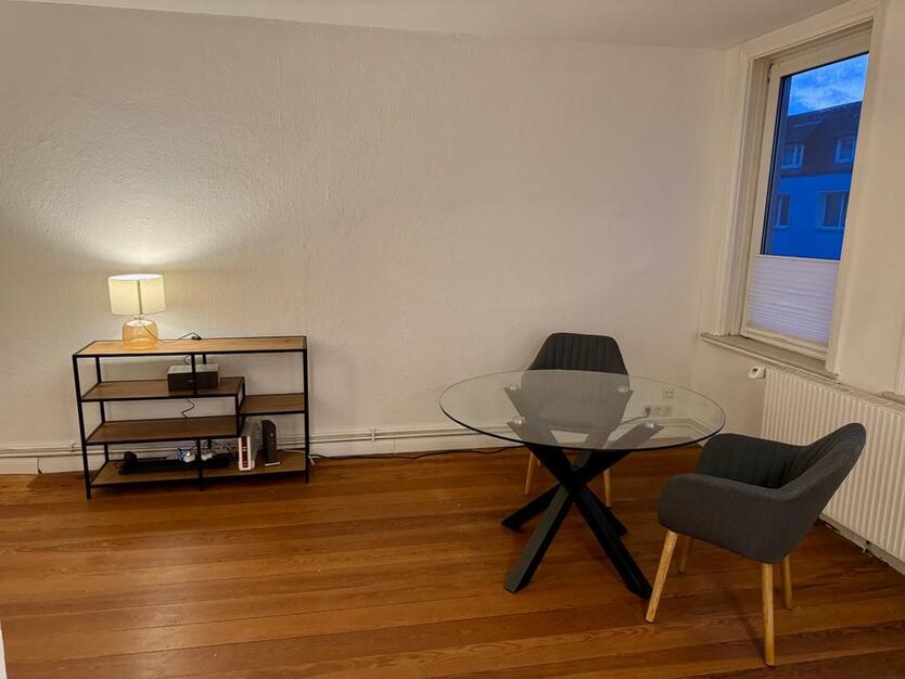 Möbierte Wohnung | zentral | Doppelbett +1 | Arbeitsplatz | WiFi