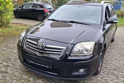Toyota Avensis 272.000 km 2.500 &euro; Gifhorn 38518