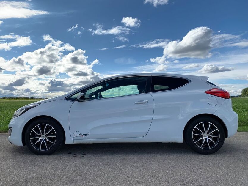 Kia pro ceed / ProCeed 151.000 km 8.200 € Putzbrunn 85640