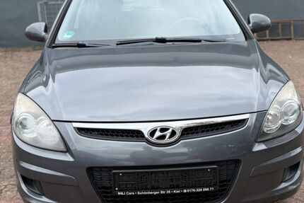 Hyundai i30 237.000 km 3.499 &euro; Trappenkamp 24610