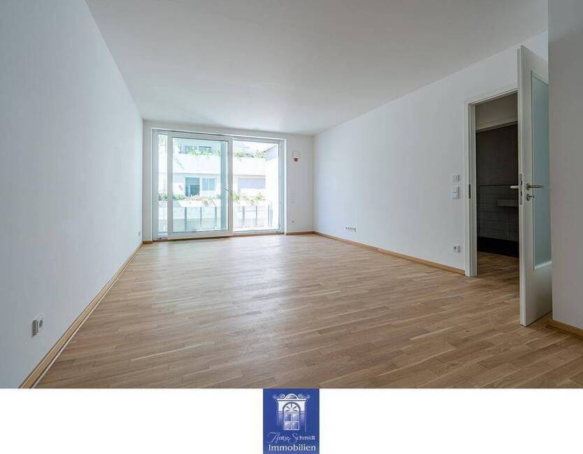 Charmante NeubauWohnung mit hofseitigem Balkon, Fußbodenheizung, EBK, Gäste-WC!