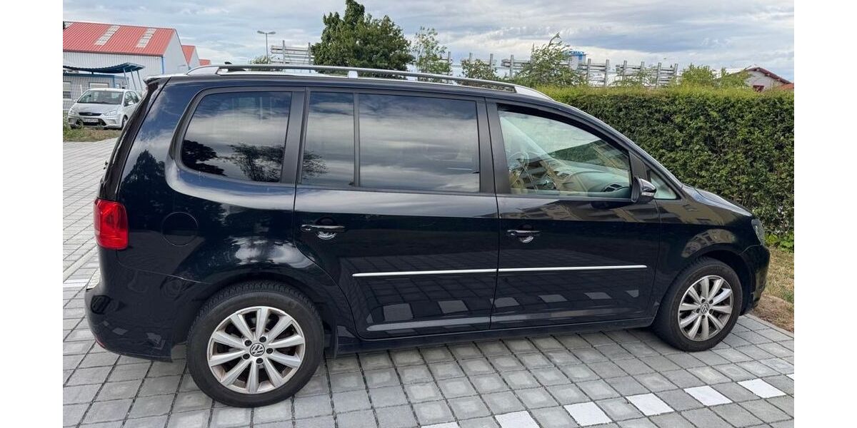 VW Touran 198.000 km 6.900 &euro; Bad Königshofen 97631