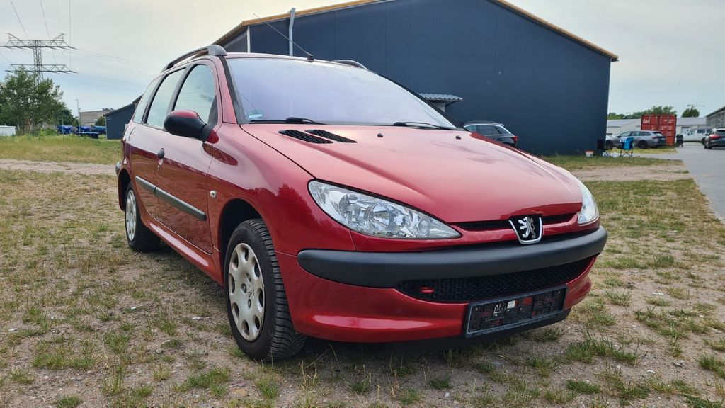Peugeot 206 141.500 km 2.200 &euro; Brandenburg an der Havel 14770