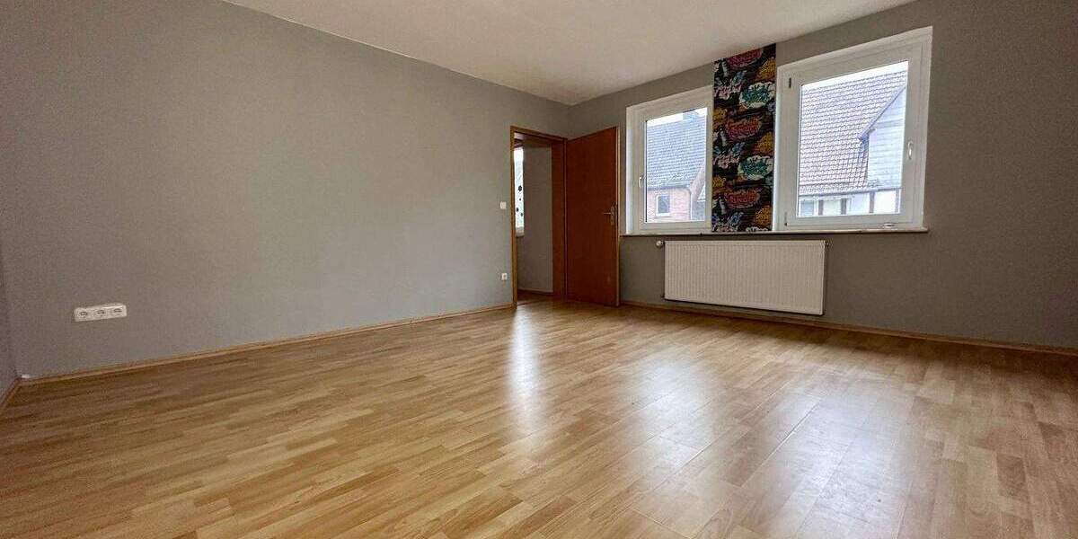 Modernisiertes Raumwunder (200m²) mit Kamin & neuem Standard - 25 Min. nach Kassel 6 zimmer