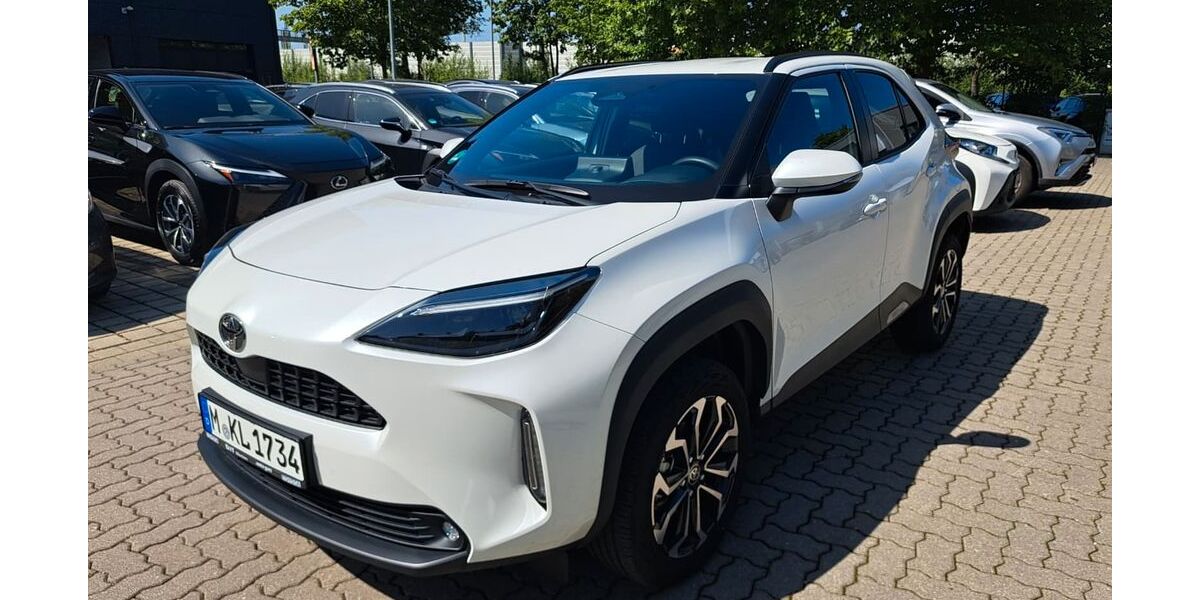 Toyota Yaris Cross 13.990 km 24.990 &euro; München 80687