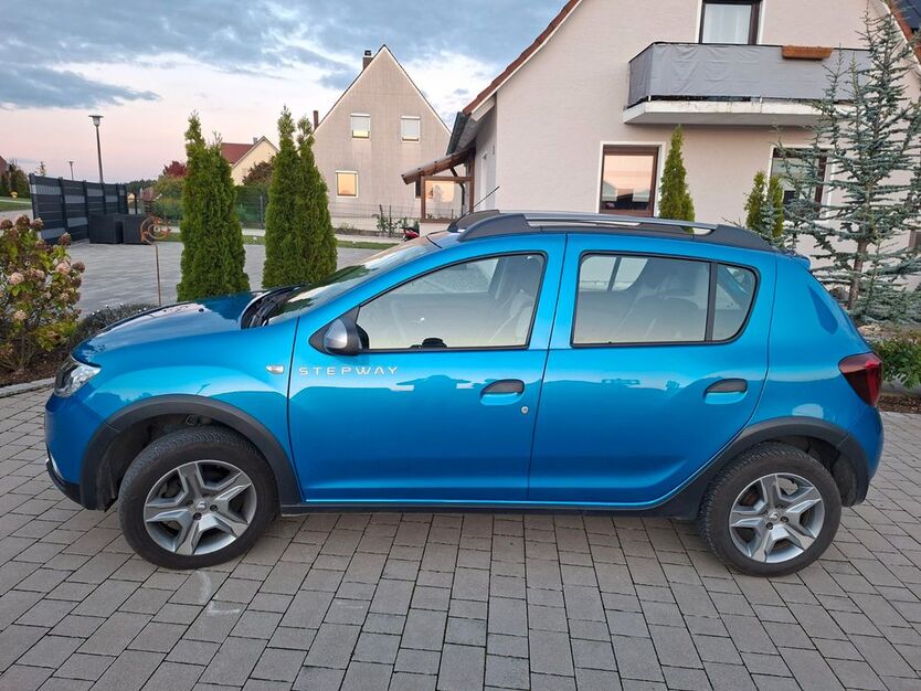 Dacia Sandero 82.100 km 9.400 € Wolferstadt 86709