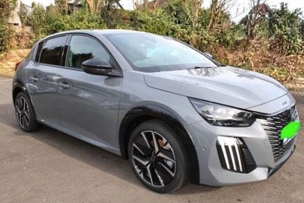 Peugeot 208 20.000 km 17.990 &euro; Kelkheim 65779