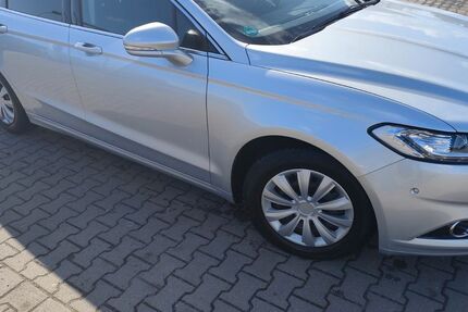 Ford Mondeo 84.951 km 9.700 &euro; Greifswald 17489