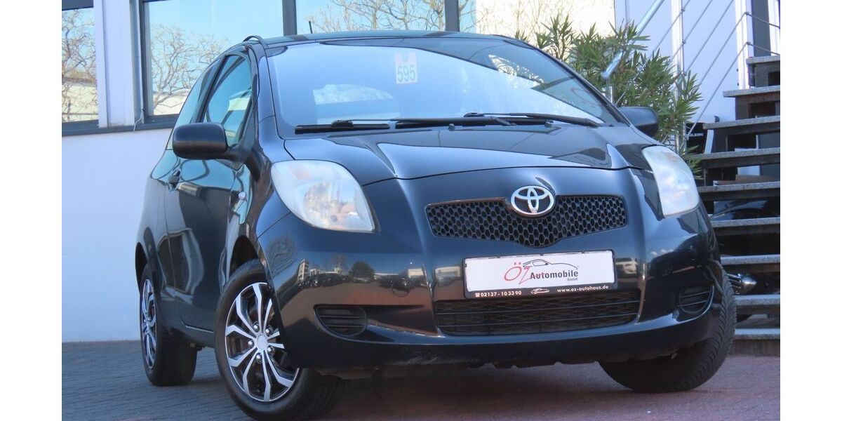 Toyota Yaris 200.000 km 1.900 &euro; Neuss 41469