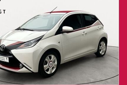 Toyota Aygo (X) 52.250 km 9.900 &euro; Wächtersbach 63607
